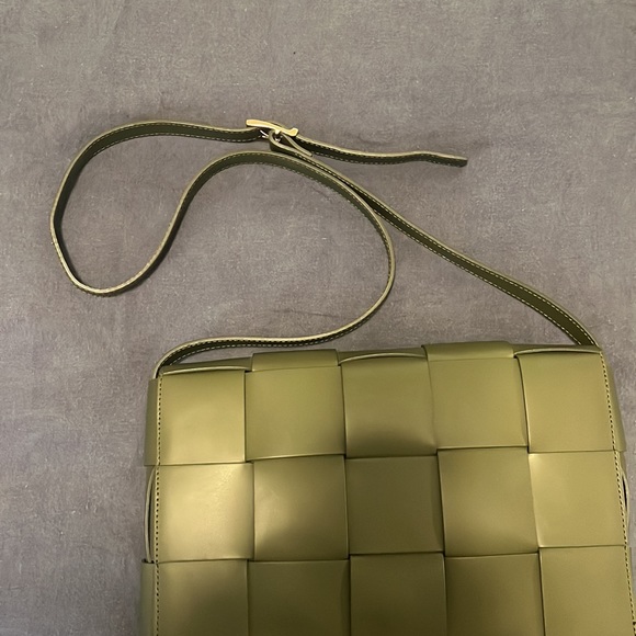 Bottega Venetia Cassette Dupe | Valentina Fiore Leather Bag - Picture 16 of 16